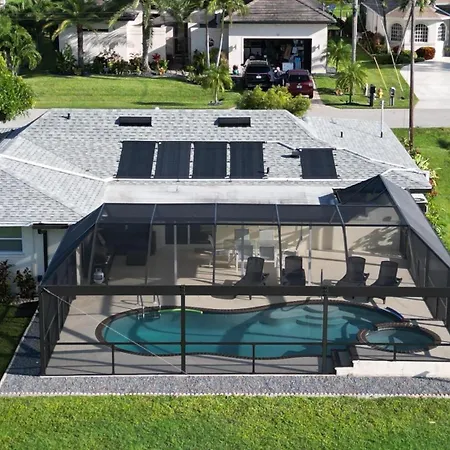 Cape Coral Villa With Boat